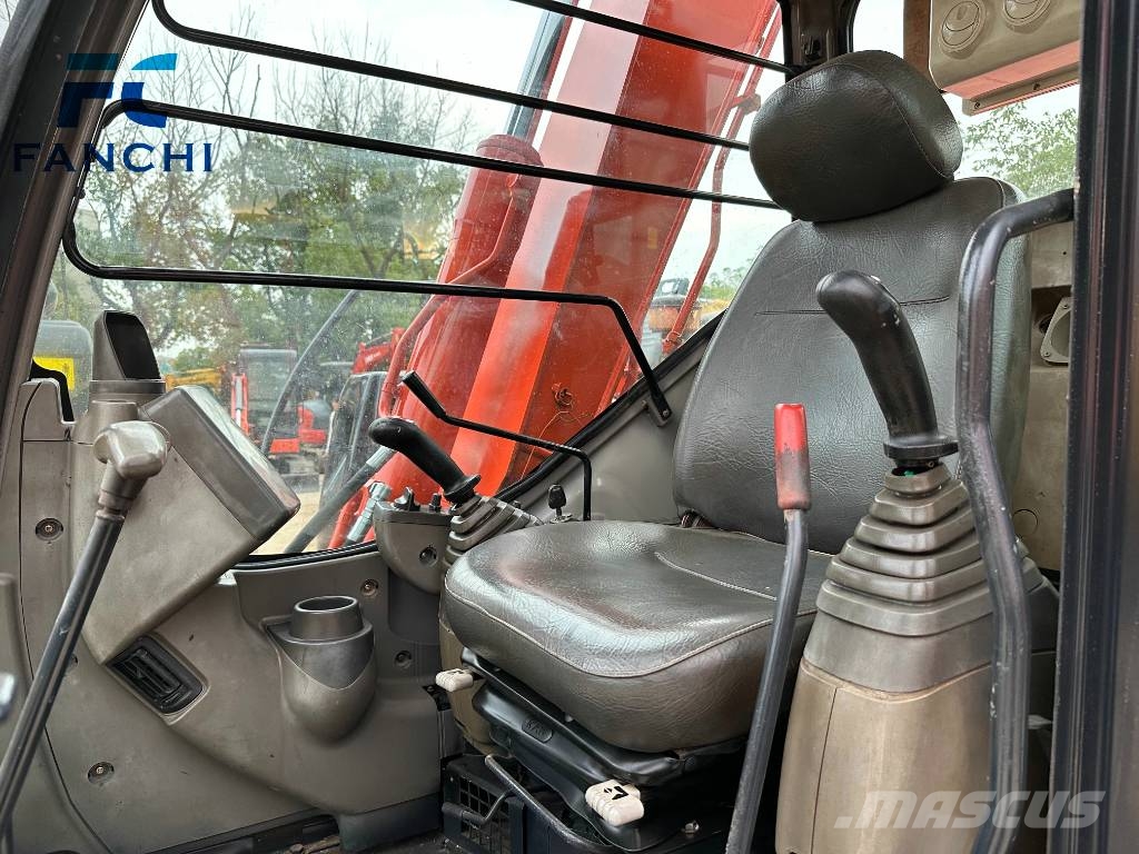 Hitachi ZX 70 LC Midigraafmachines 7t - 12t