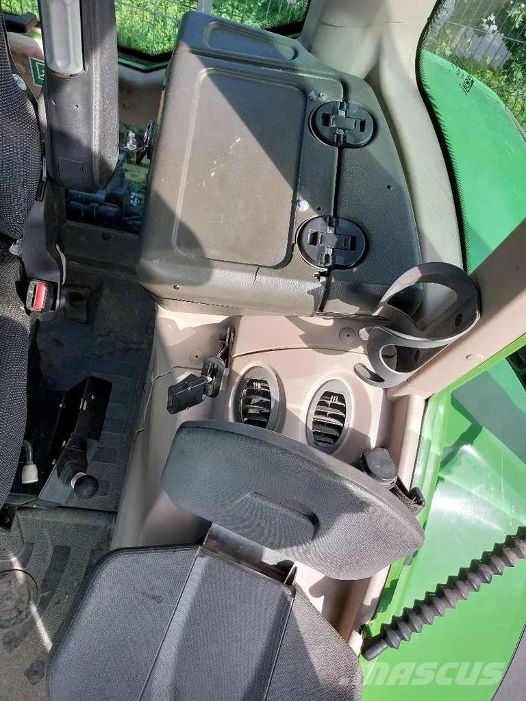 Fendt 828 Tracteur