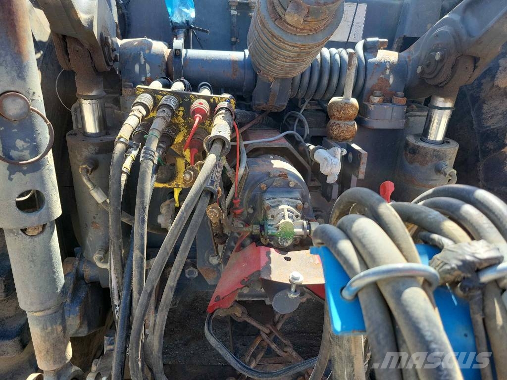 Kirovets K 744 P Traktori