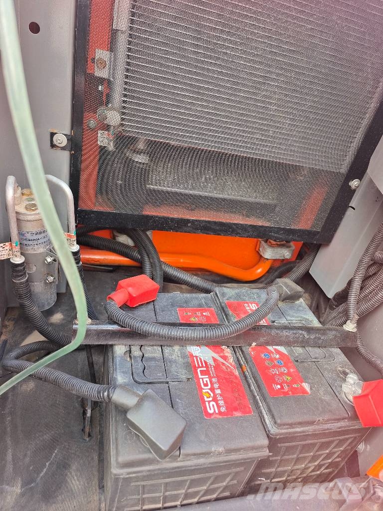 Hitachi Zaxis 70 Midi rýpadlá 7 t - 12 t