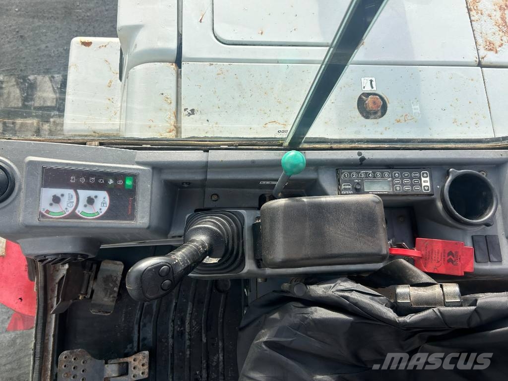 Takeuchi TB 250 Minigravere <7t