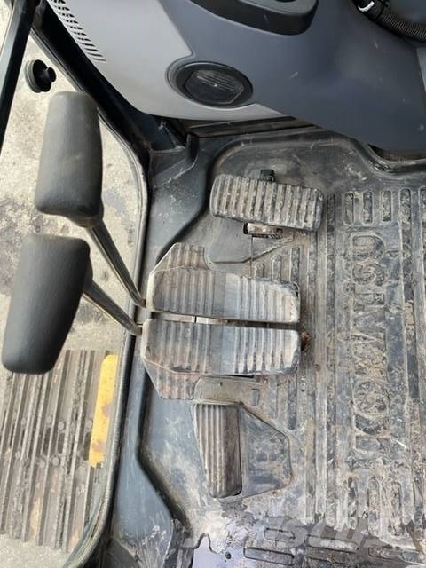 Komatsu PC210 LCI - 10 拖拉机/农用车