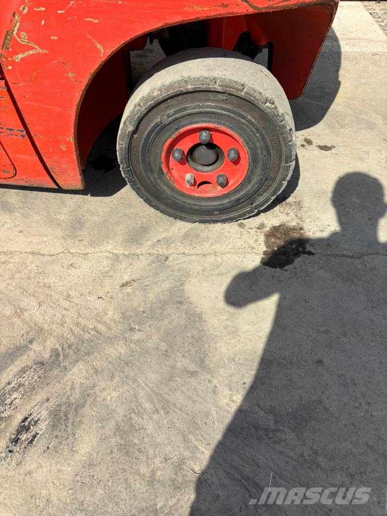 Linde H 25 D 柴油卡車
