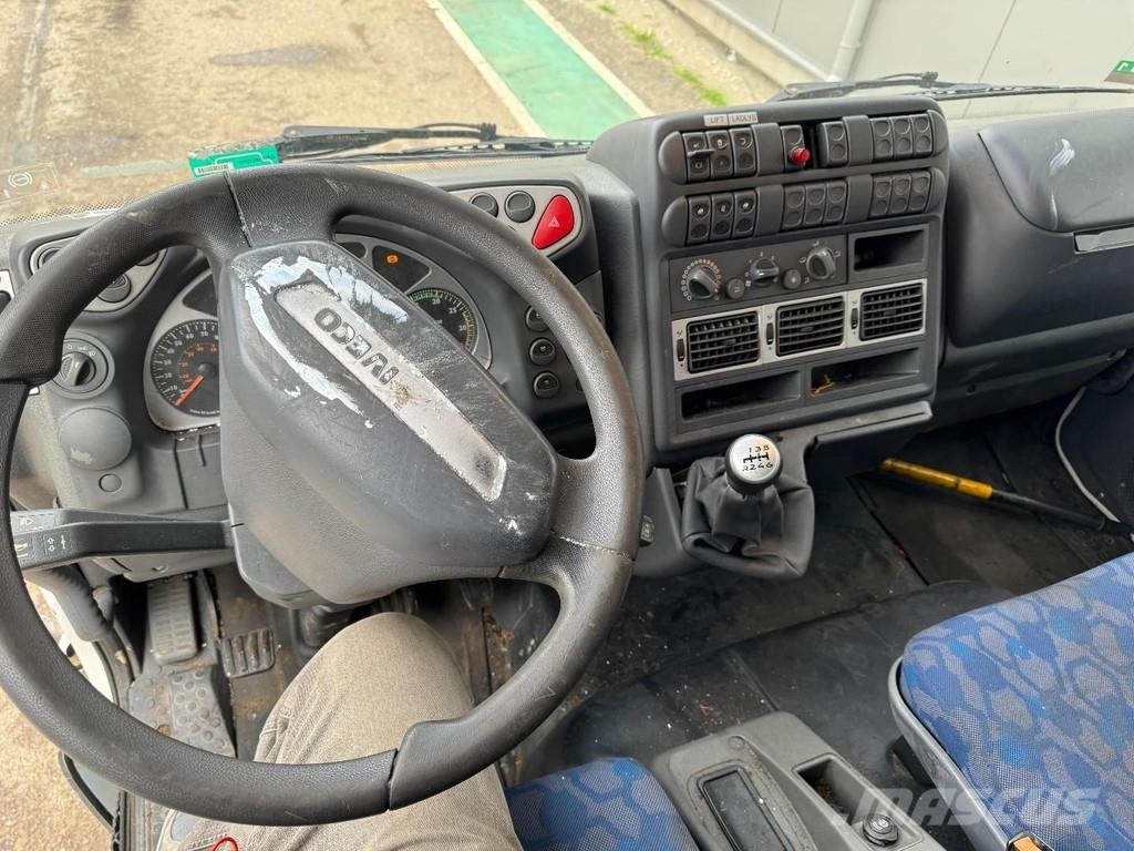 Iveco EURO CARGO 160E25 4X2 + ZEPRO LIFT 2500 KG Furgons