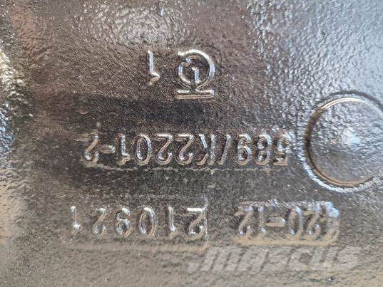 JCB Fastrac 4220 (589K2201-2)case differential Ejes