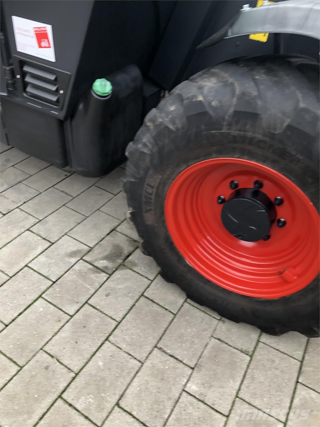 Bobcat TL470 مناولات متداخلة