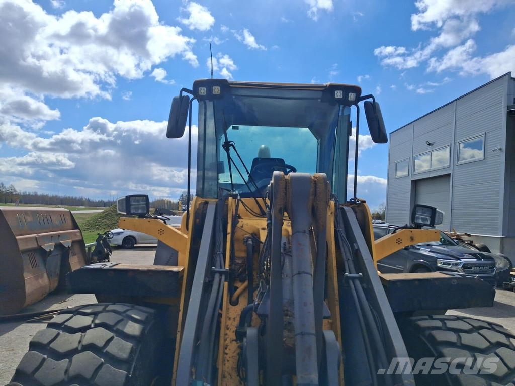 Volvo L120F Hjullastare