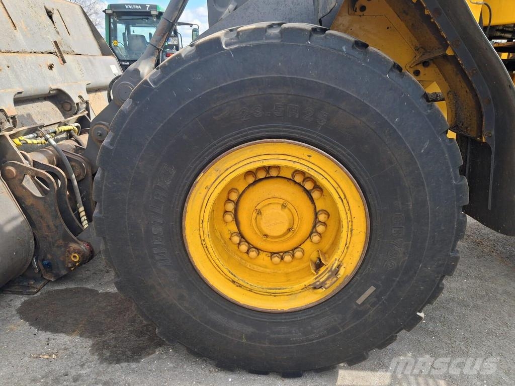 Volvo L120F Hjullastare