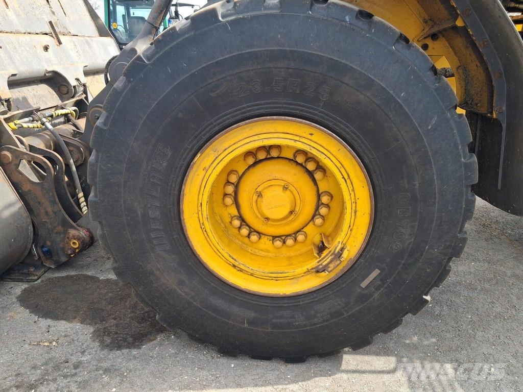 Volvo L120F Hjullastare