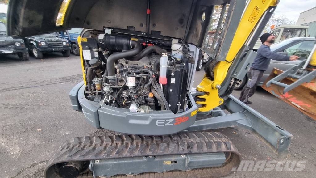 Wacker Neuson EZ 36 Pelle sur chenilles