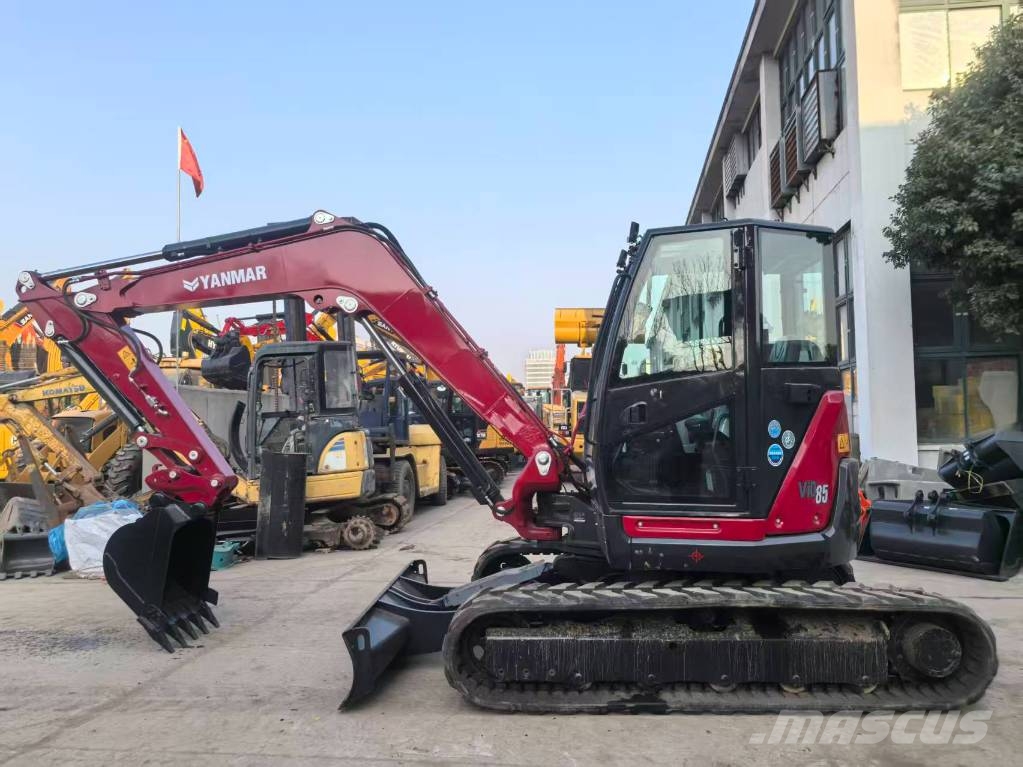 Yanmar VIO85 Bageri gusjeničari