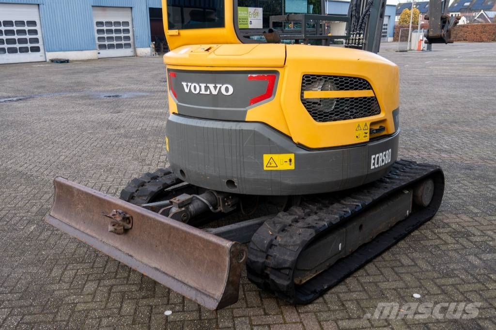 Volvo ECR58D Mini ekskavatörler, 7 tona dek