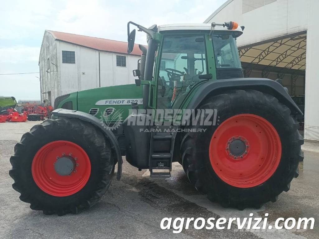 Fendt 820 Vario Tractoren