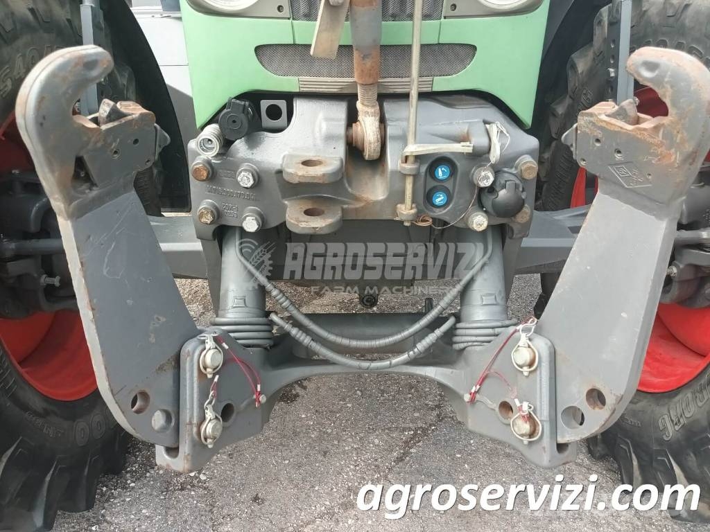 Fendt 820 Vario Tractoren