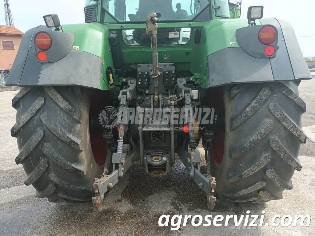 Fendt 820 Vario Tractoren