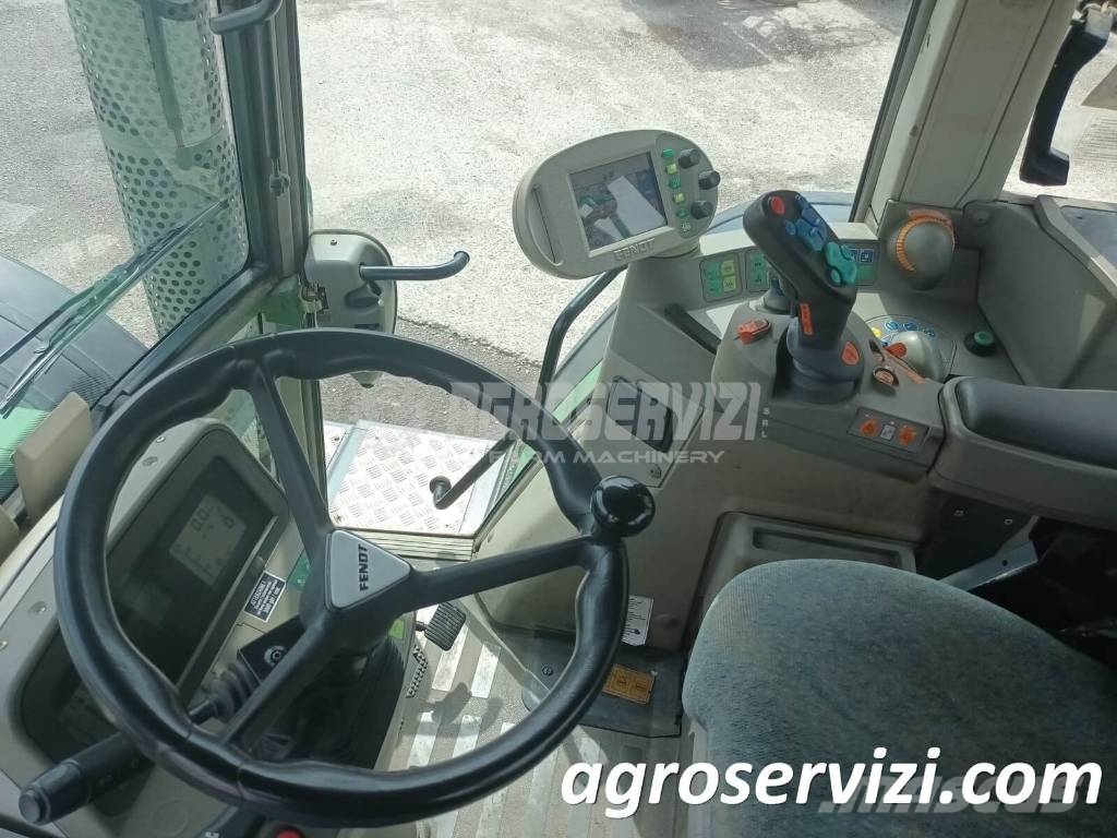 Fendt 820 Vario Tractoren