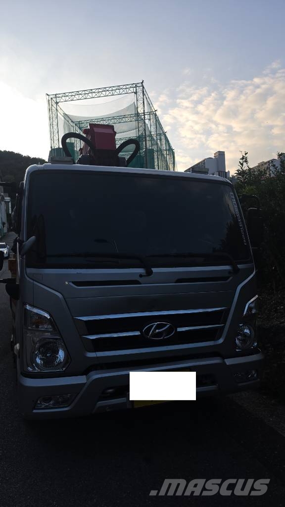 Hansin HS300 トラック高所作業車