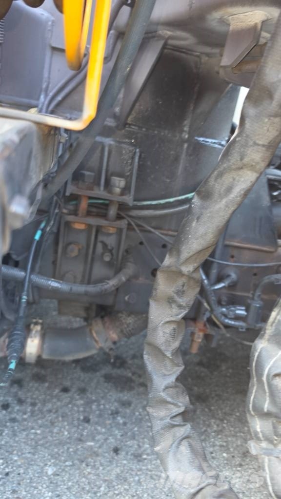 Hansin HS300 トラック高所作業車