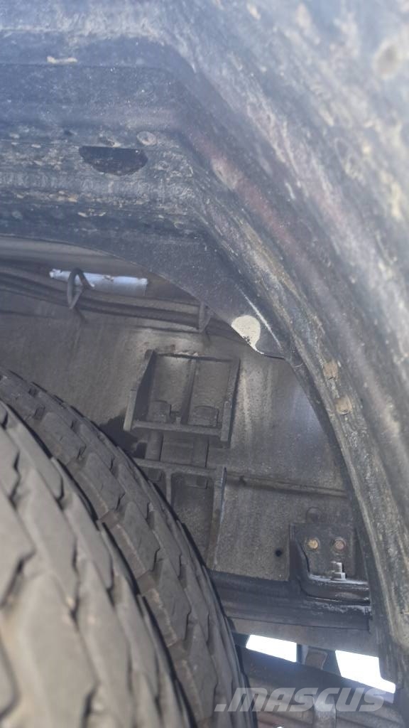 Hansin HS300 トラック高所作業車