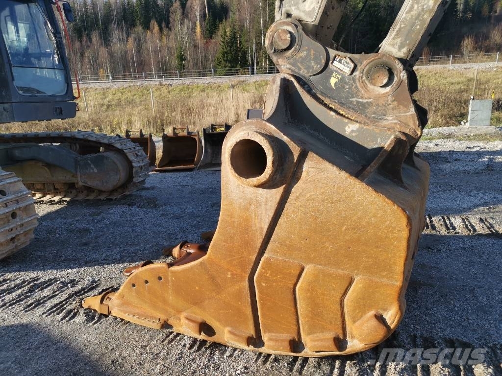 Volvo EC480EL, UTHYRES 履带挖掘机