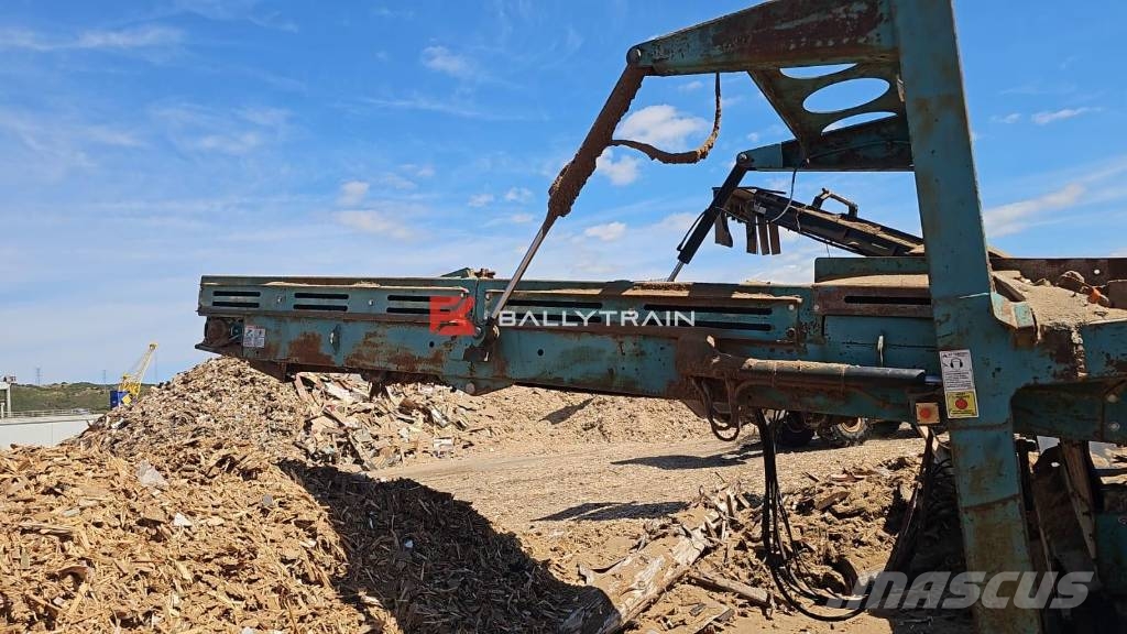 PowerScreen Warrior 1800 Scalping Screen Przesiewacze