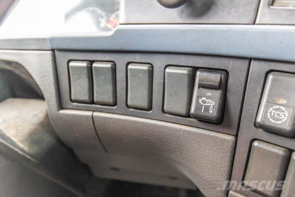 Volvo FH 400 - DAMAGED GEARBOX Trekkvogner