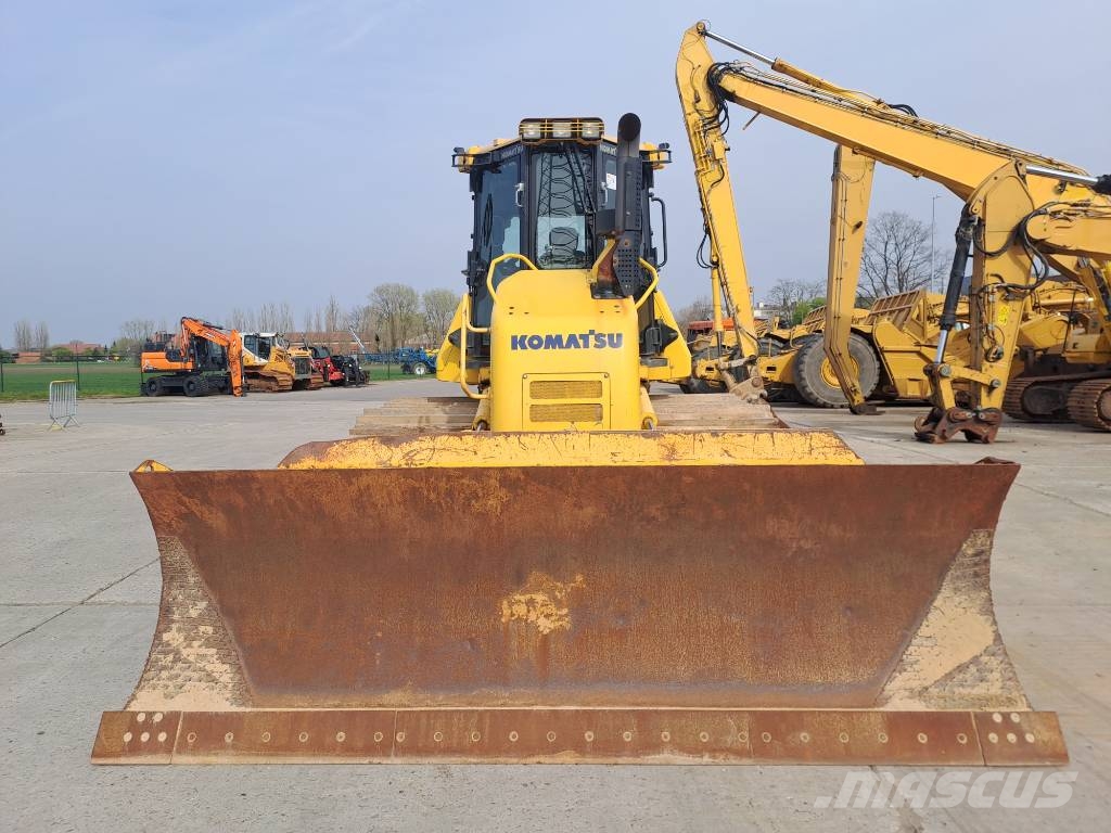 Komatsu D61PXi-24 Bulldozer