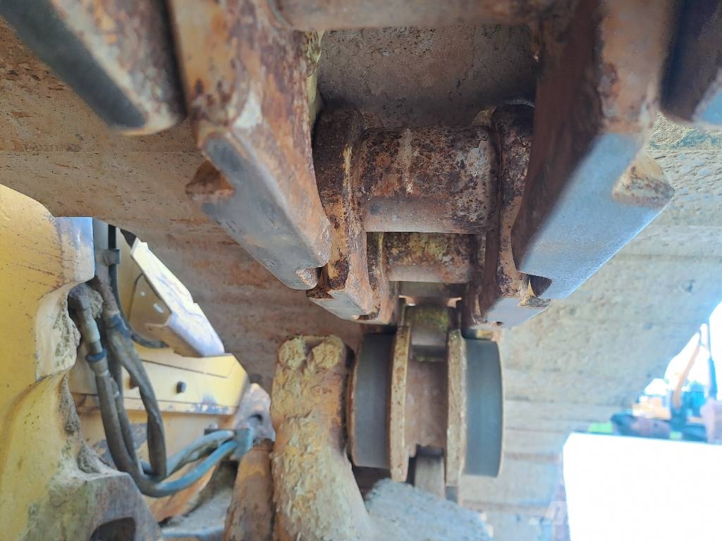 Komatsu D61PXi-24 Bulldozer