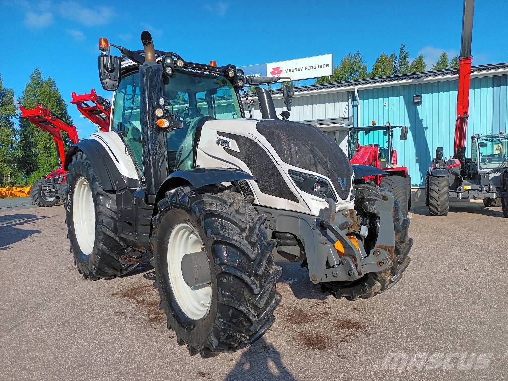 Valtra T254 Versu Auto Guide Traktori