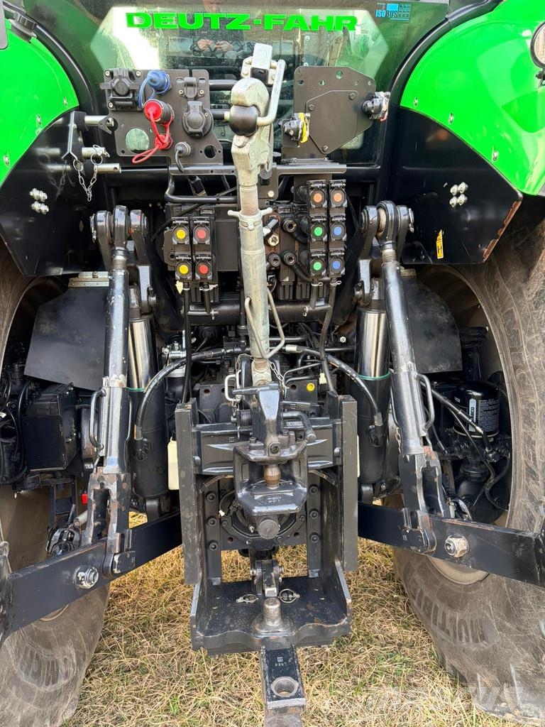 Deutz-Fahr 6215 Agrotron RC SHIFT Traktoren