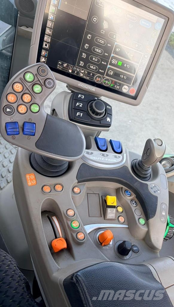 Deutz-Fahr 6215 Agrotron RC SHIFT Traktoren