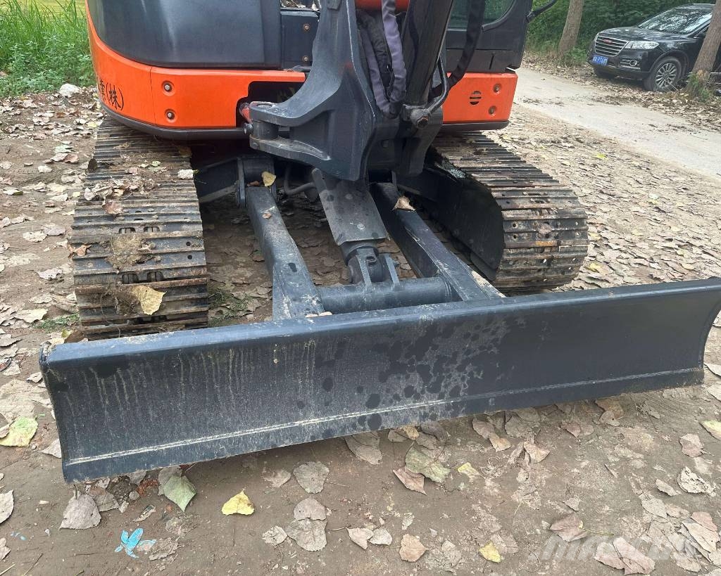 Hitachi zx50u حفارات صغيرة أقل من 7 طن (حفارات صغيرة)
