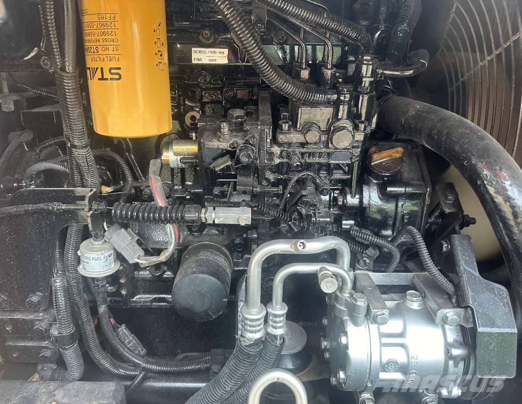 Hitachi zx50u حفارات صغيرة أقل من 7 طن (حفارات صغيرة)