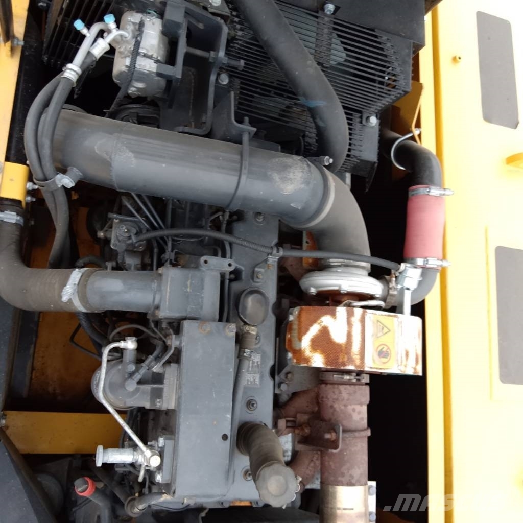 Komatsu PC 360-7 Paletli ekskavatörler