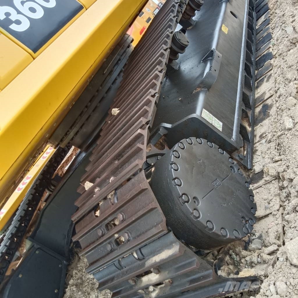 Komatsu PC 360-7 Paletli ekskavatörler