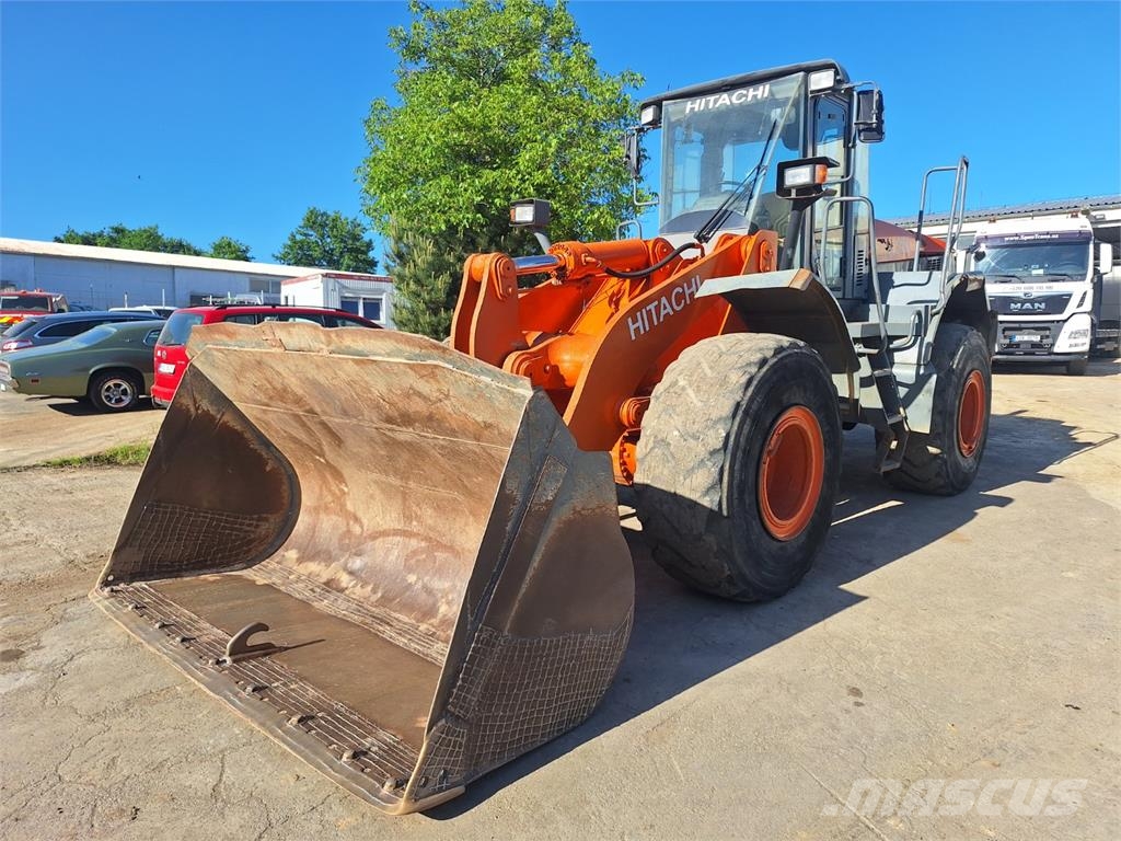 Hitachi ZW 250 4X4 Outros
