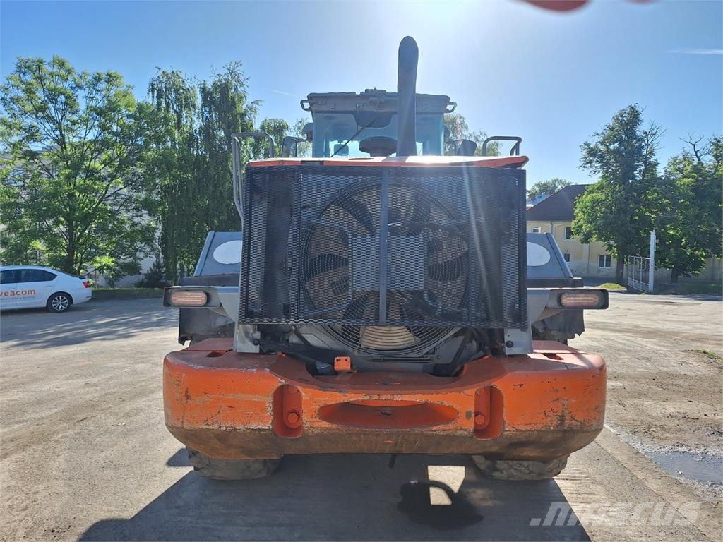Hitachi ZW 250 4X4 Outros