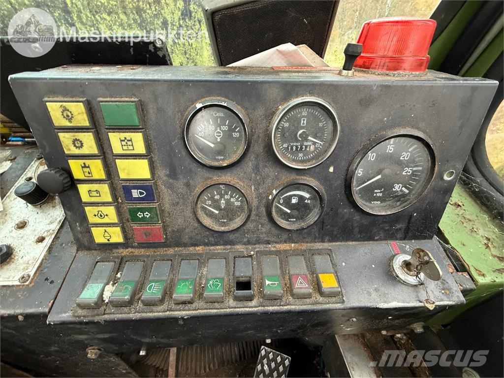 Bruunett MIN 678 F Forvarderi