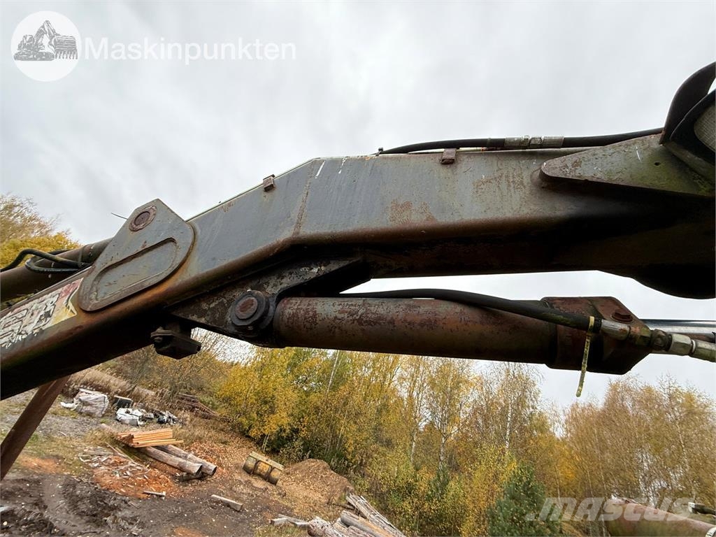 Bruunett MIN 678 F Forvarderi