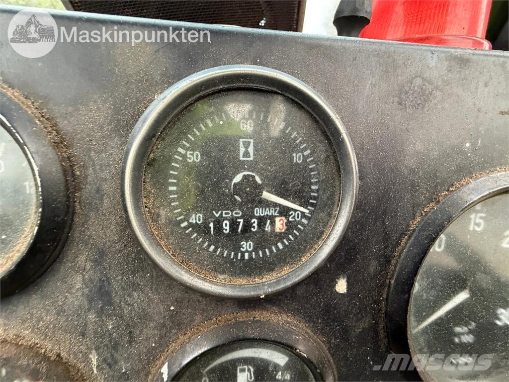 Bruunett MIN 678 F Forvarderi
