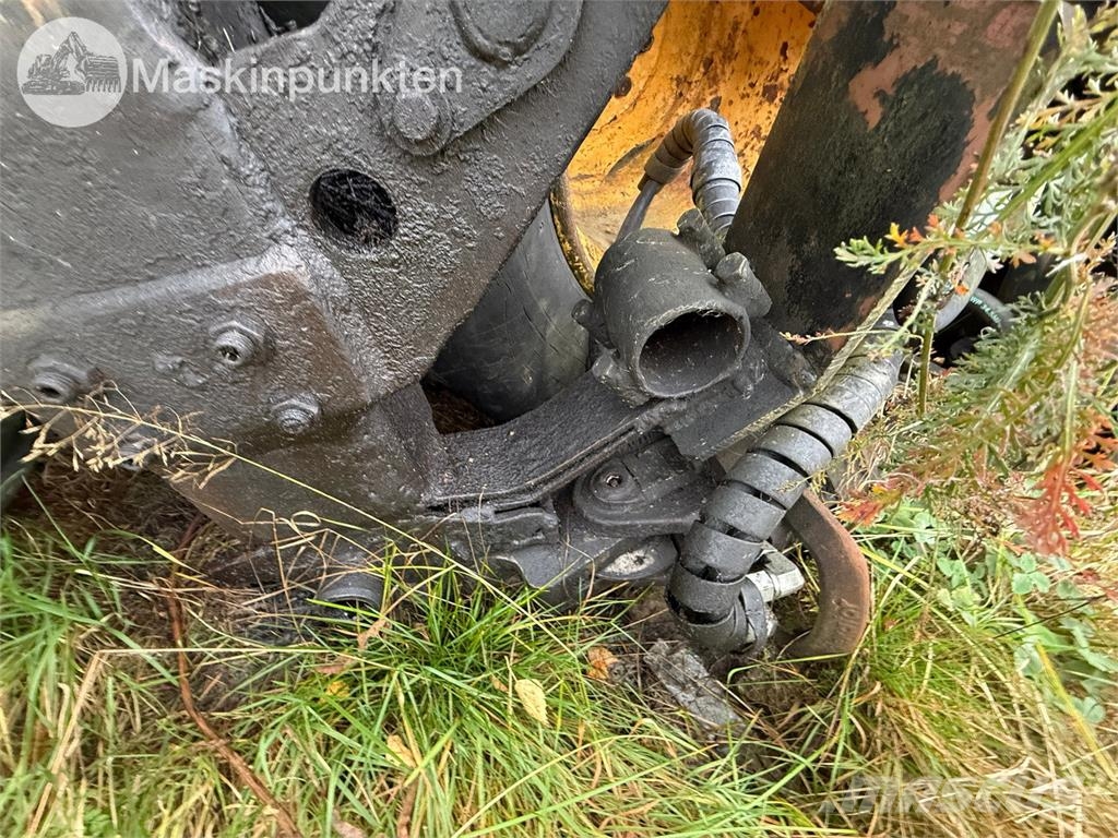 Bruunett MIN 678 F Forvarderi