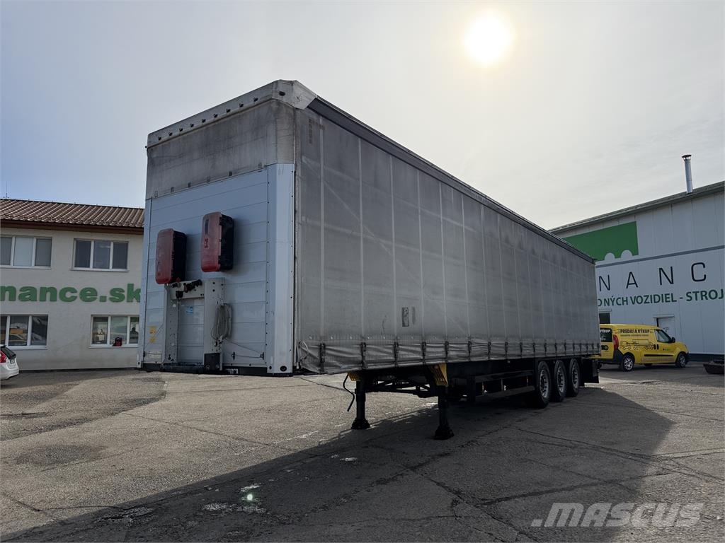 Schmitz Cargobull VIN 491 篷布半拖車