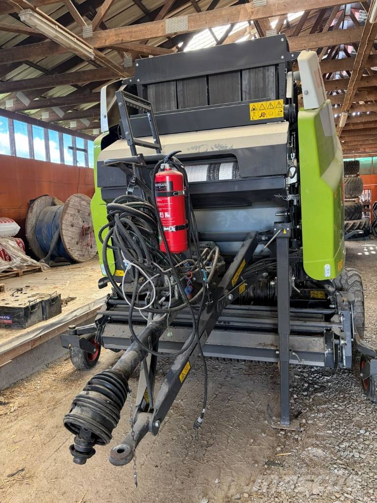CLAAS Variant 485 RC Ruloonpressid