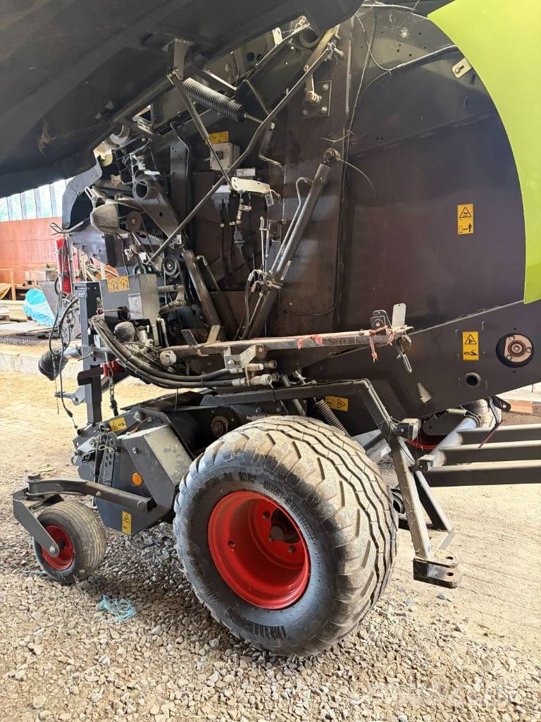 CLAAS Variant 485 RC Ruloonpressid