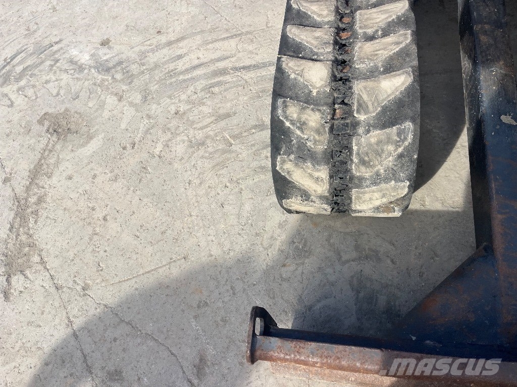 Kubota KX 027-4 حفارات صغيرة أقل من 7 طن (حفارات صغيرة)
