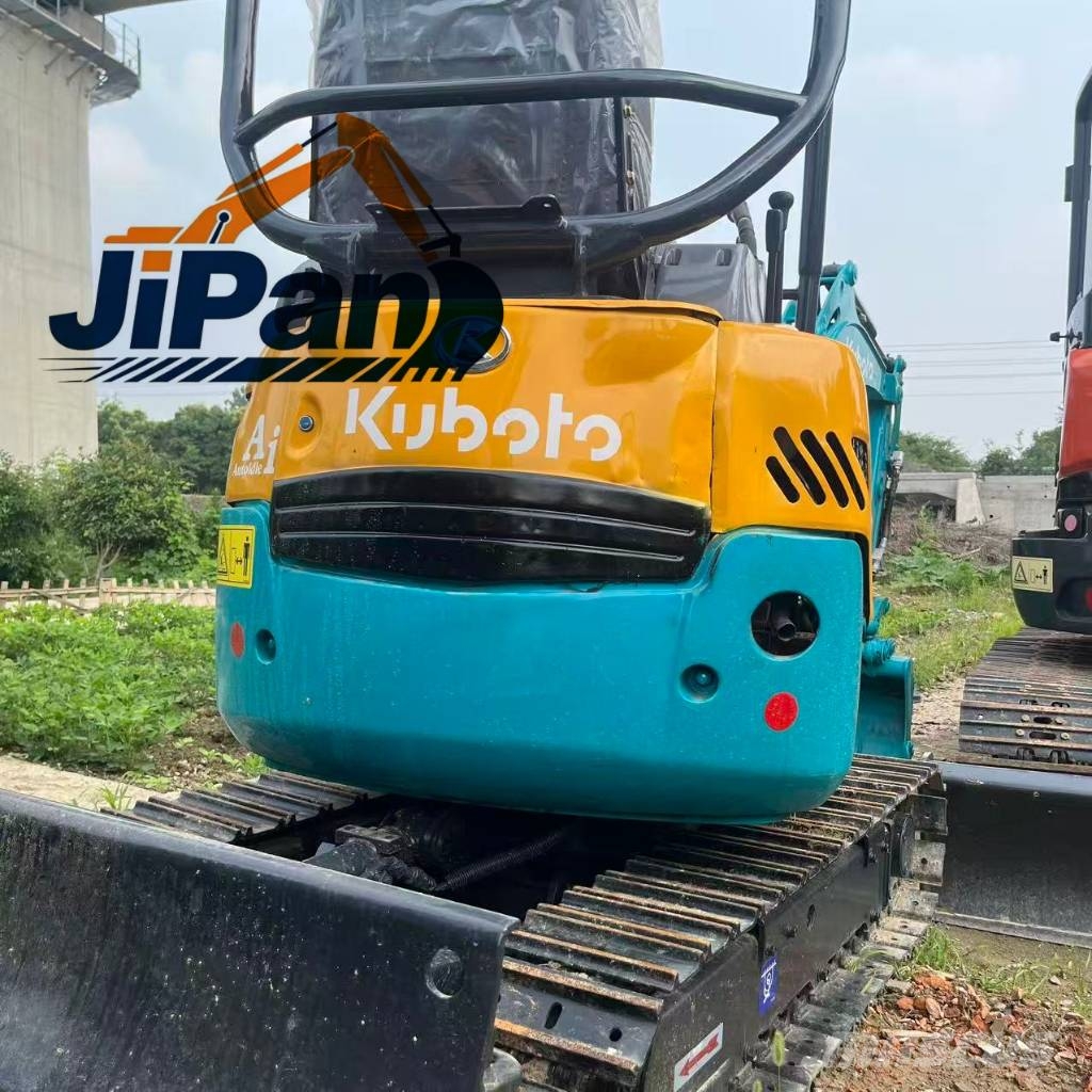 Kubota U 20 小型挖掘机
