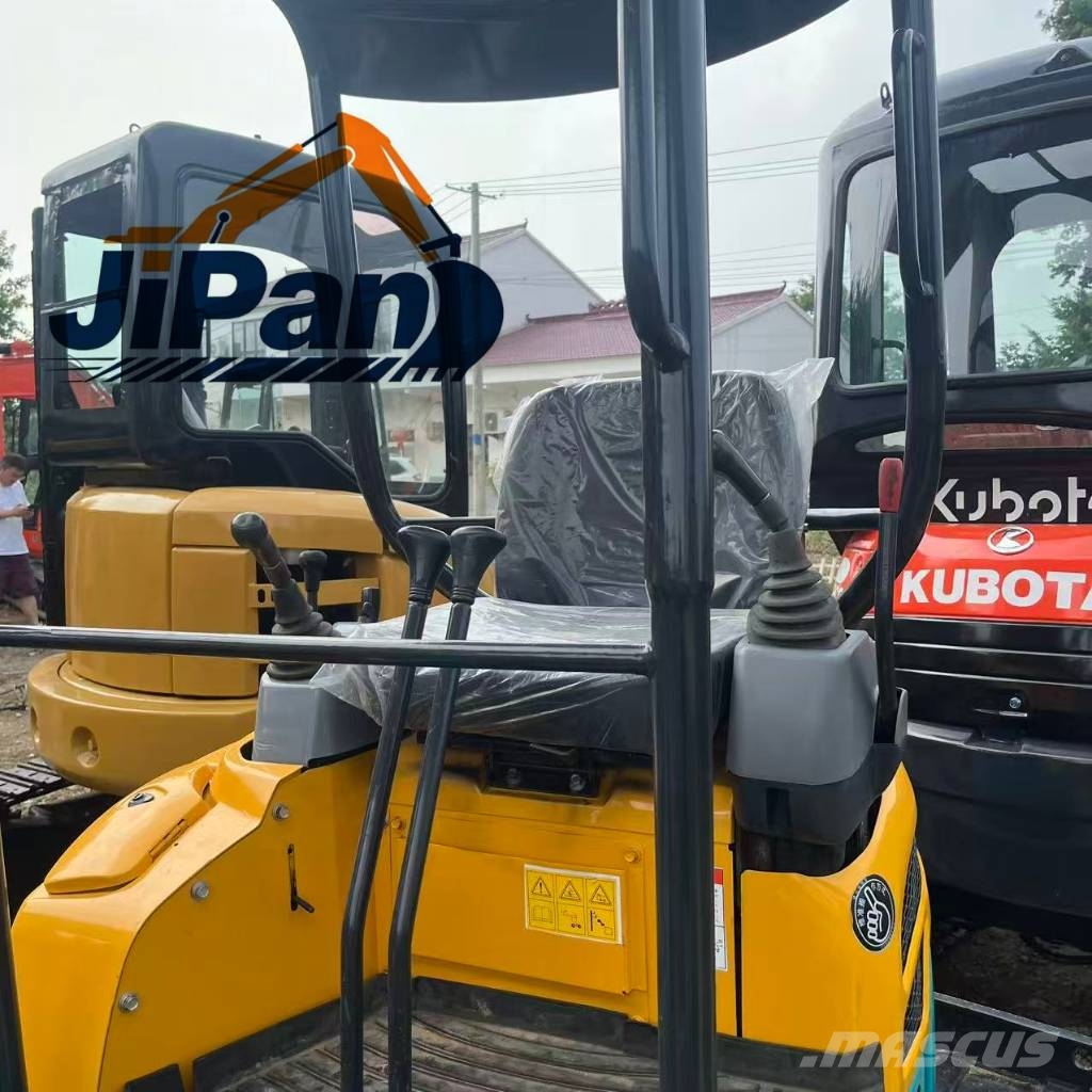 Kubota U 20 小型挖掘机