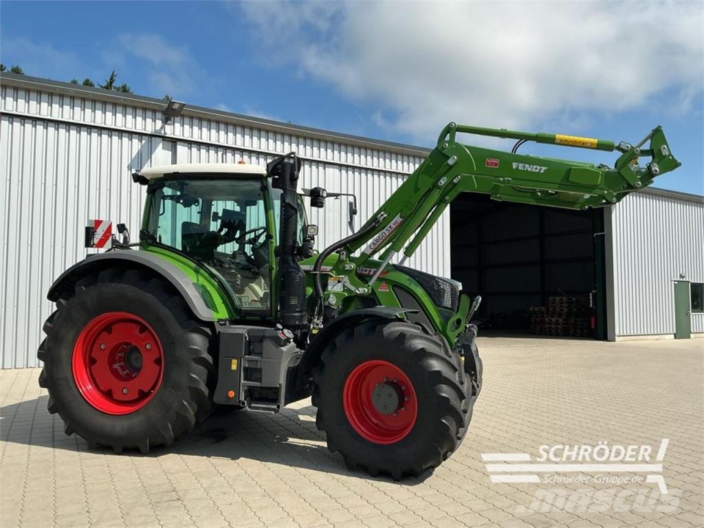 Fendt 724 VARIO GEN6 POWER PLUS Traktorji