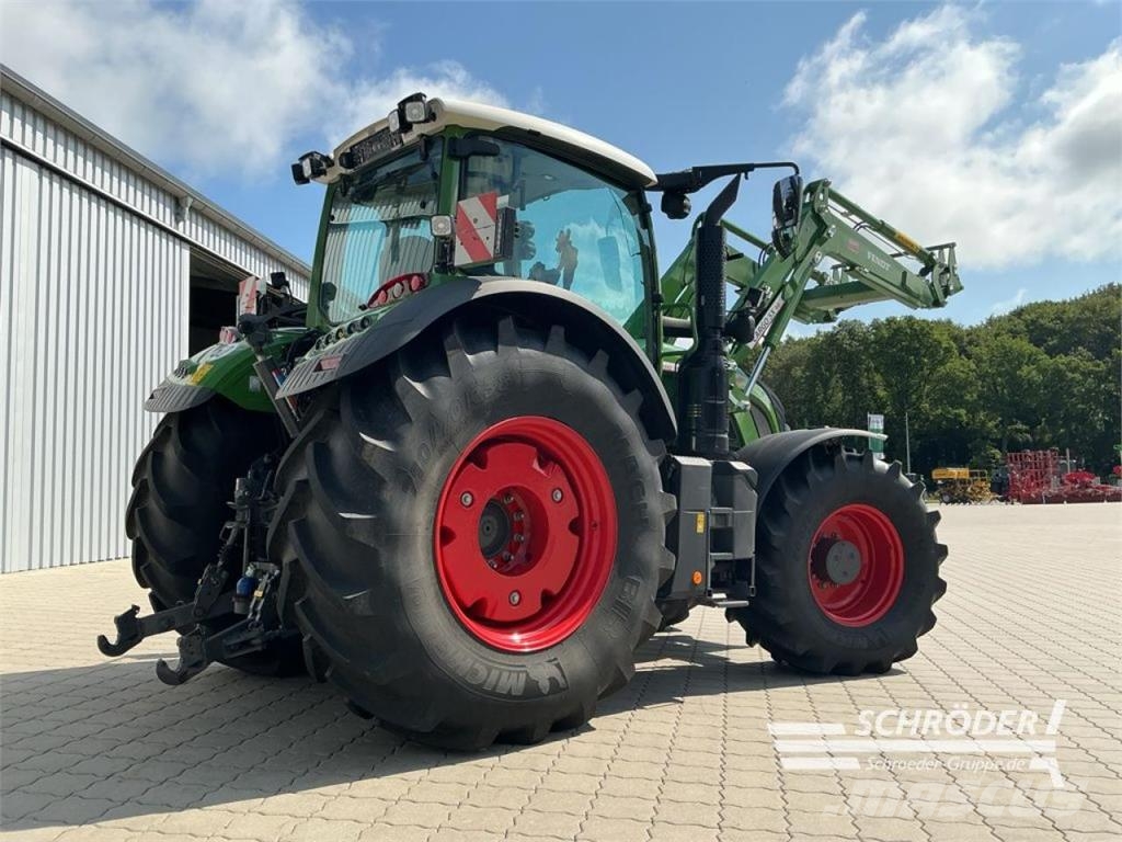 Fendt 724 VARIO GEN6 POWER PLUS Traktorji