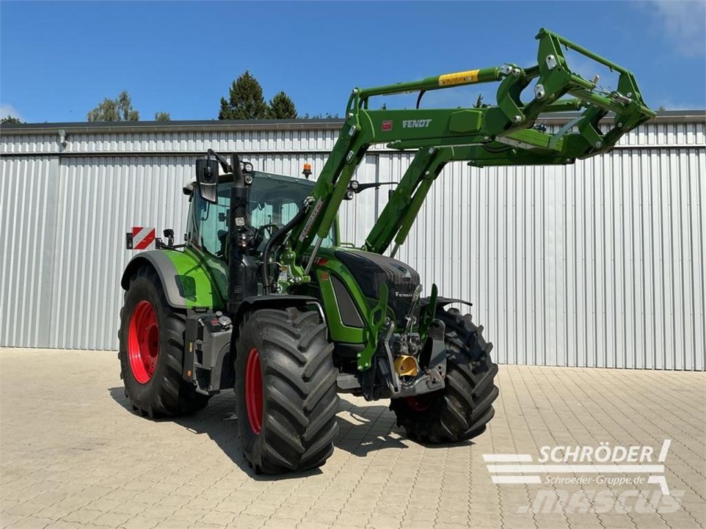 Fendt 724 VARIO GEN6 POWER PLUS Traktorji